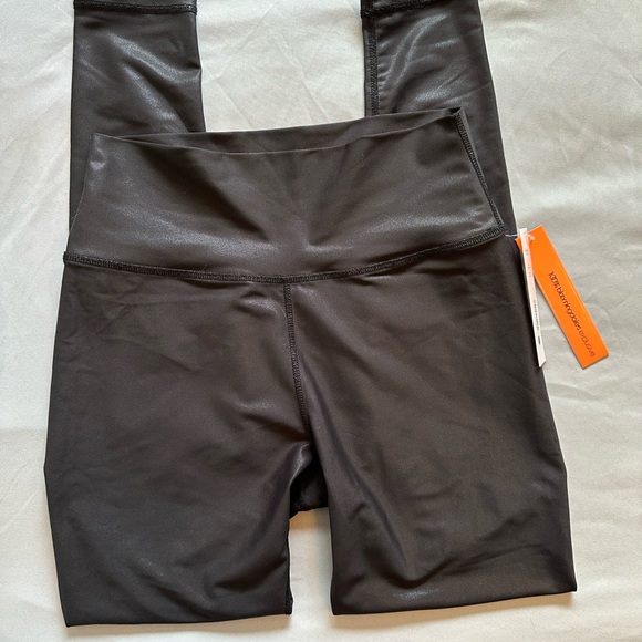 AQUA athletic work out leggings - Medium - Picture 3 of 4